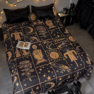 FOLK HORROR BEDSPREAD